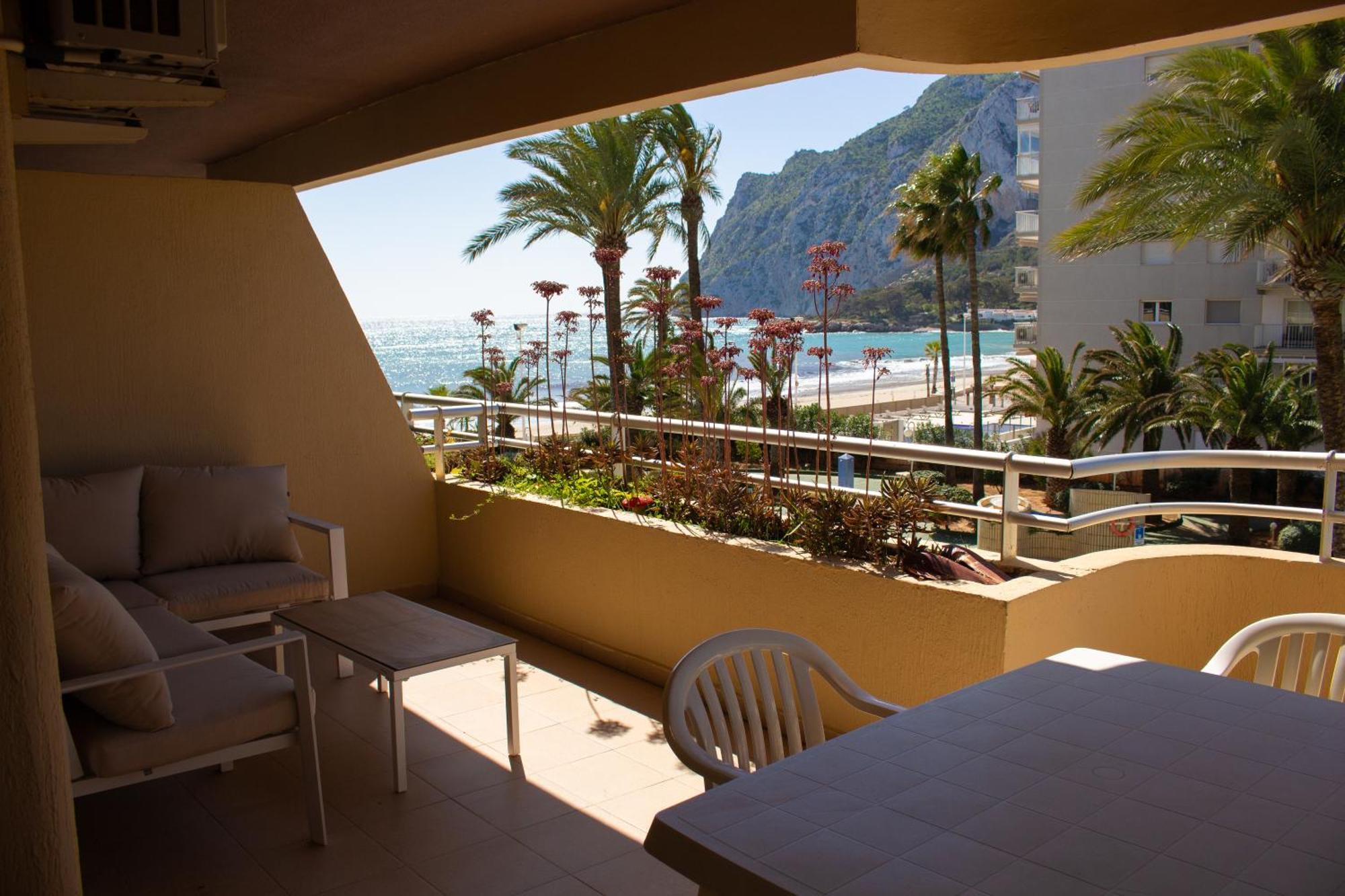 Apartamentos Turmalina Unitursa Calp Exterior foto