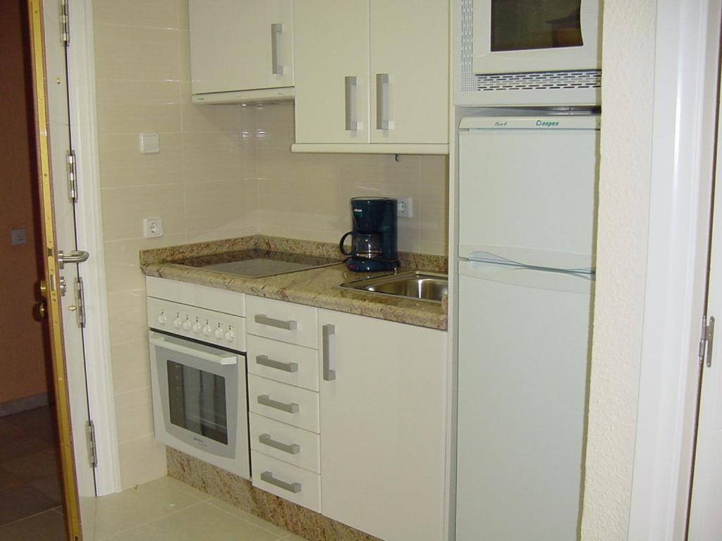 Apartamentos Turmalina Unitursa Calp Exterior foto
